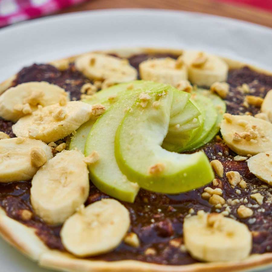 Pizza with Nutella and Banana