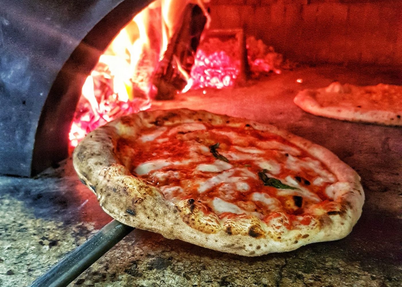 Mobile Woodfire Pizza Catering Sydney - Pizzeria On The Road